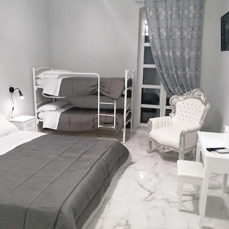 B&B White House Pulsano Eksteriør billede